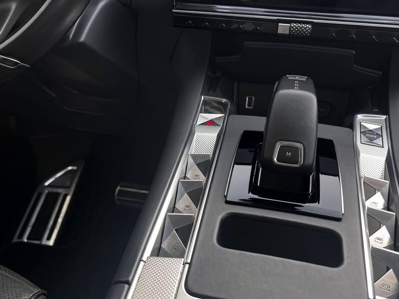 DS AUTOMOBILES DS 7 BlueHDi 130 aut. Opera TETTO APRIBILE - 25