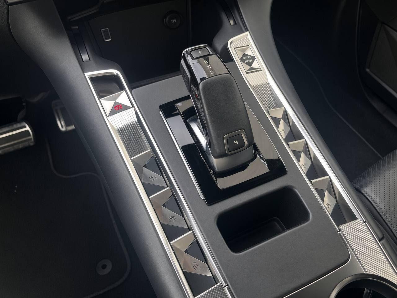 DS AUTOMOBILES DS 7 BlueHDi 130 aut. Opera TETTO APRIBILE - 26