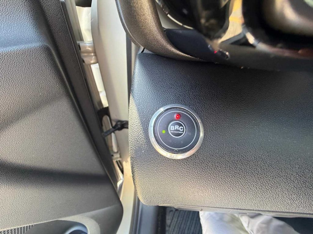 CITROEN C3 PureTech 82 GPL Feel - 19