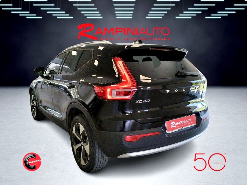 VOLVO XC40 T2 automatico km 34.000 Pronta Consegna 129 Cv - 10