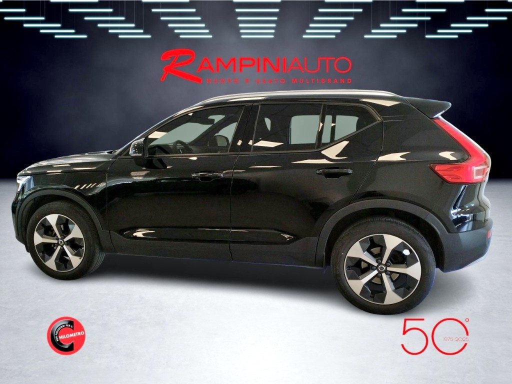 VOLVO XC40 T2 automatico km 34.000 Pronta Consegna 129 Cv - 11