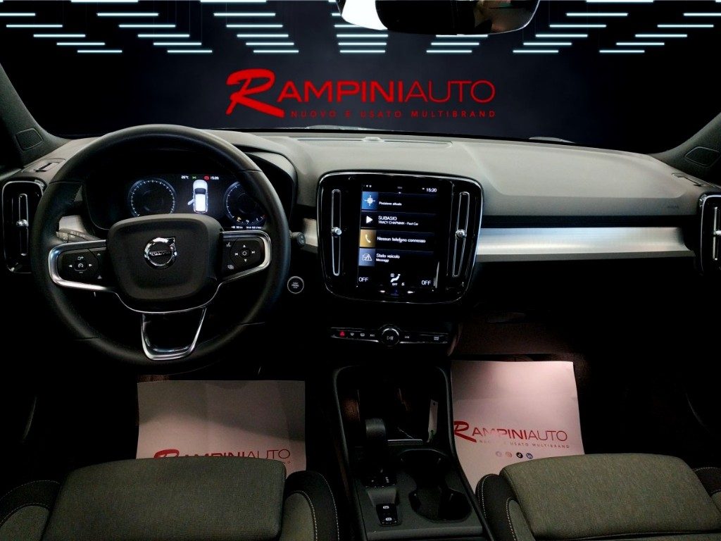 VOLVO XC40 T2 automatico km 34.000 Pronta Consegna 129 Cv - 13