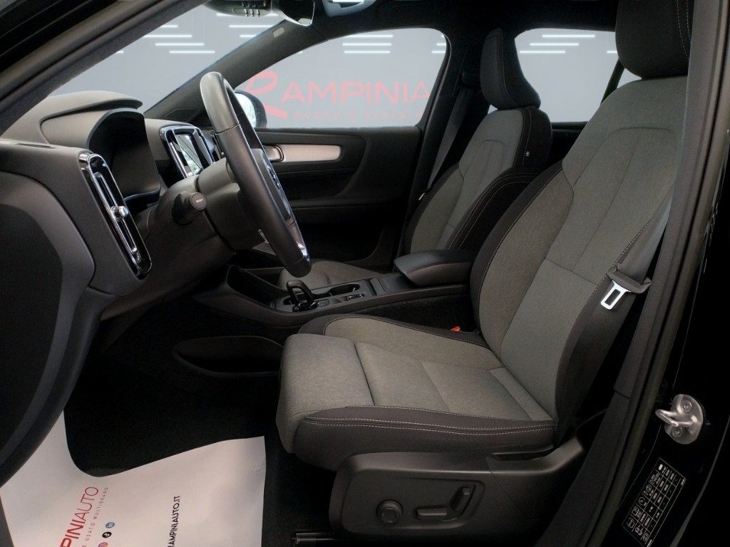 VOLVO XC40 T2 automatico km 34.000 Pronta Consegna 129 Cv - 15