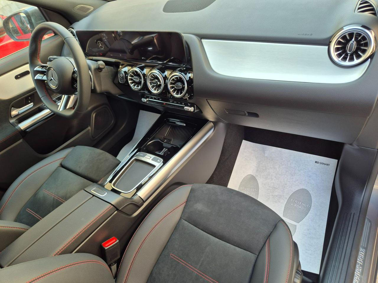 MERCEDES-BENZ GLA 250 e hybrid EQ AMG Line Advanced Plus - 12