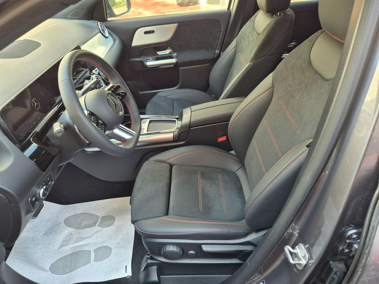 MERCEDES-BENZ GLA 250 e hybrid EQ AMG Line Advanced Plus - 9