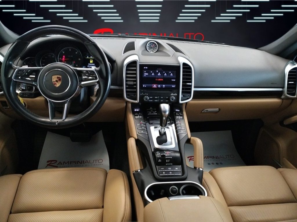 PORSCHE Cayenne 3.0 Diesel Platinum Edition 250 Cv Unico Proprieta - 14