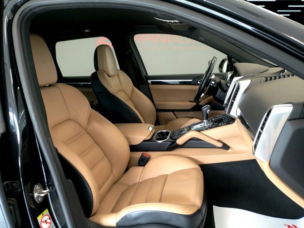 PORSCHE Cayenne 3.0 Diesel Platinum Edition 250 Cv Unico Proprieta - 19