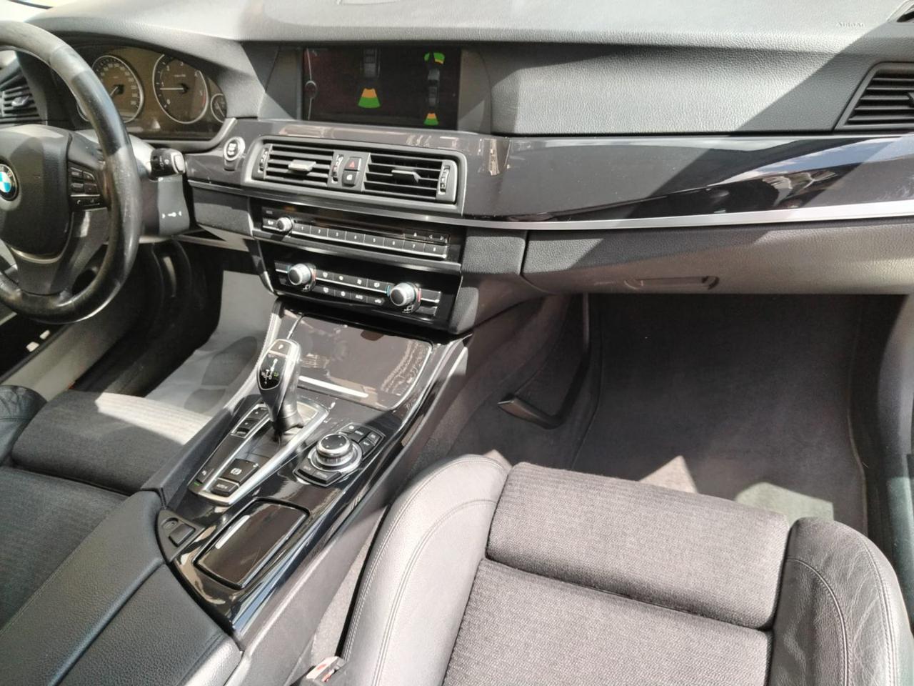 BMW 520 d Touring Business Sport - 12