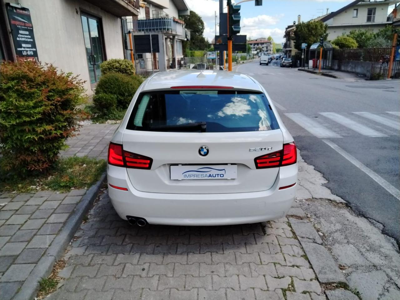 BMW 520 d Touring Business Sport - 3