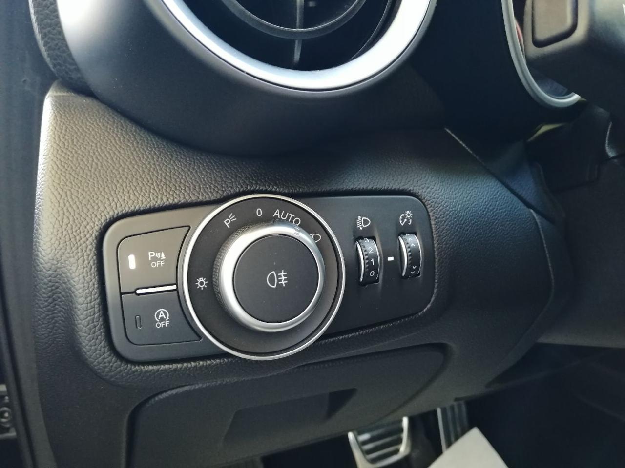 ALFA ROMEO Giulia 2.2 Turbodiesel 190 CV AT8 Sprint - 24