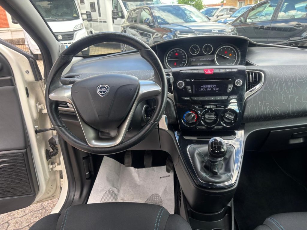 LANCIA Ypsilon 1.2 69CV 5P Elefantino UNICO PROPRIETARIO - 9
