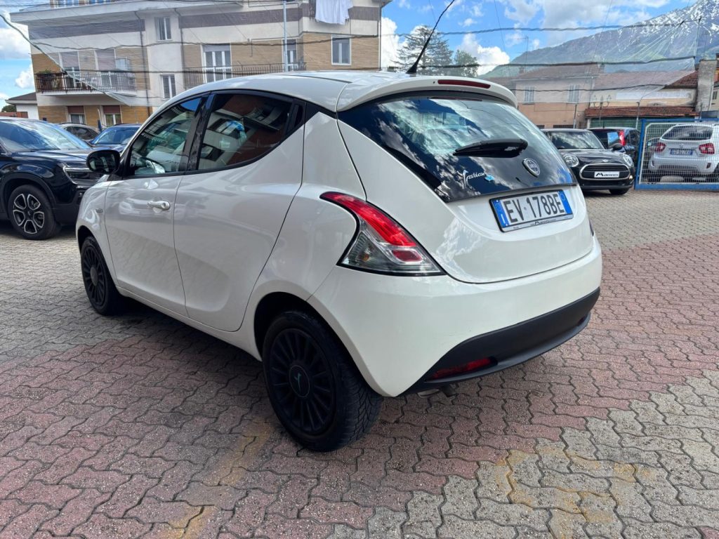 LANCIA Ypsilon 1.2 69CV 5P Elefantino UNICO PROPRIETARIO - 4