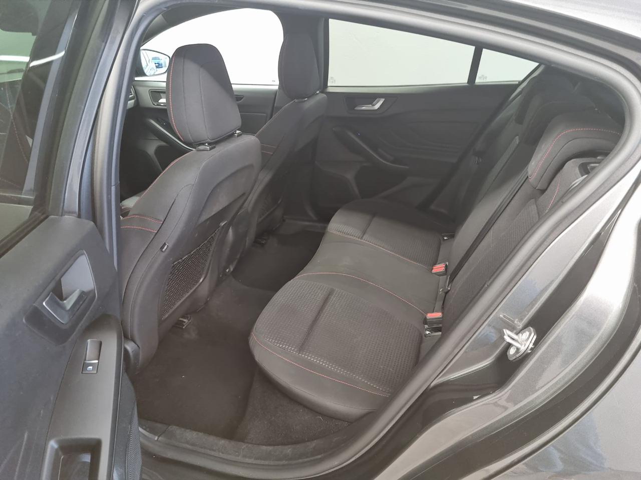 FORD Focus 1.0 EcoBoost 125 CV Start&Stop ST Line - 20