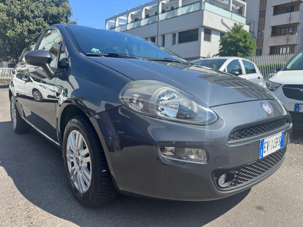 FIAT Punto 1.2 8V 5 porte Lounge - 2