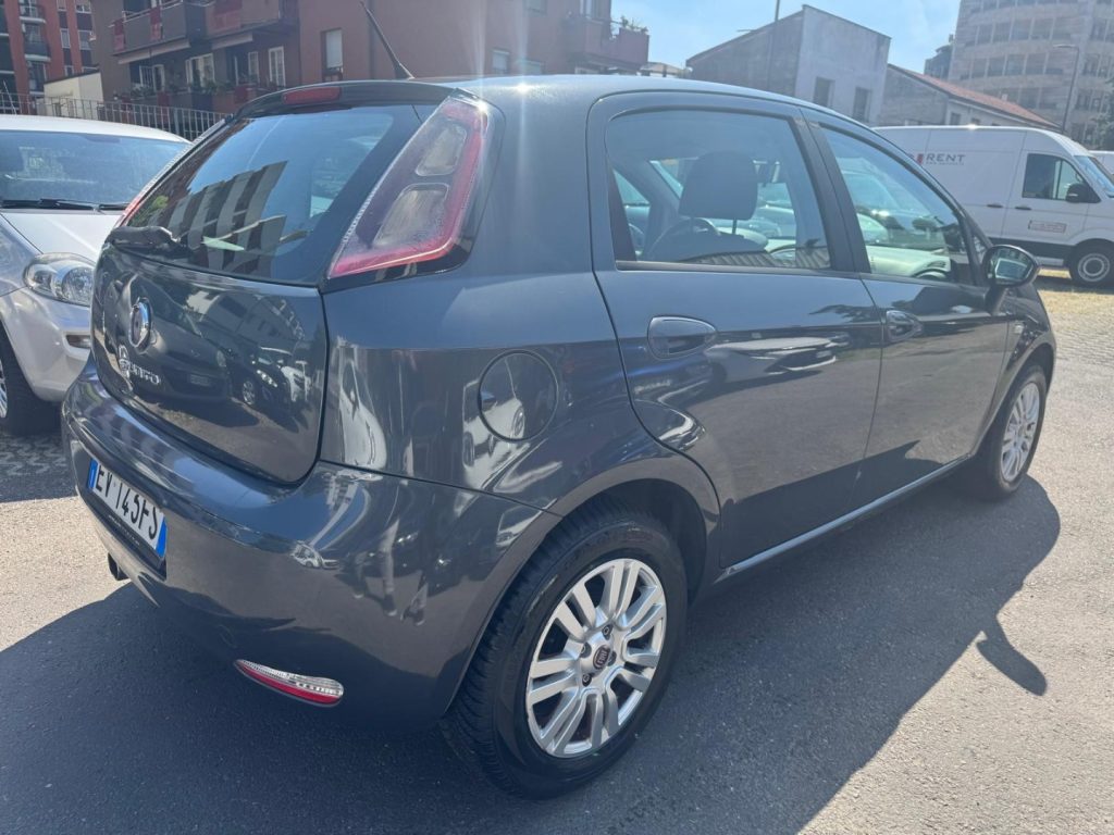 FIAT Punto 1.2 8V 5 porte Lounge - 5