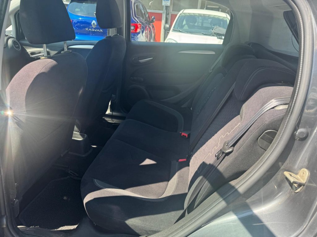 FIAT Punto 1.2 8V 5 porte Lounge - 15