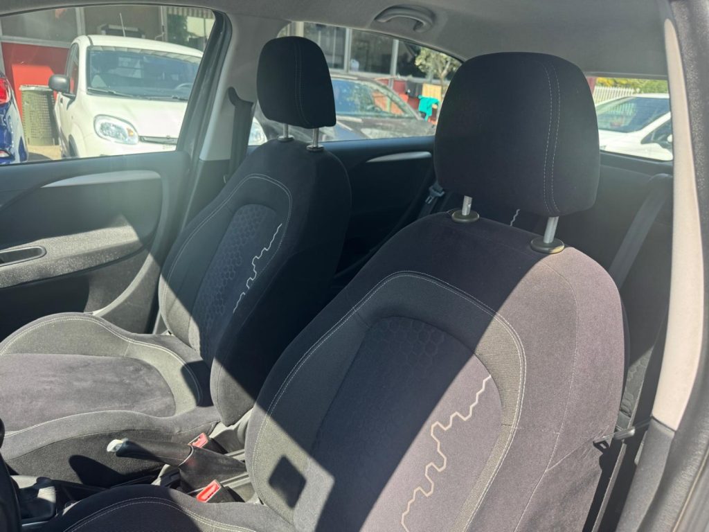 FIAT Punto 1.2 8V 5 porte Lounge - 16