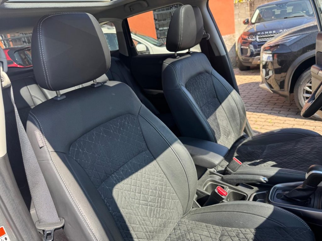 SUZUKI Vitara 1.5 140V Hybrid A/T Starview - 15