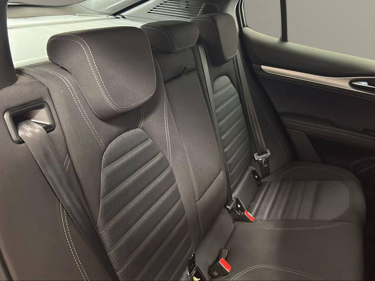 ALFA ROMEO Stelvio 2.0 Turbo 280 CV AT8 Q4 Sprint - 14