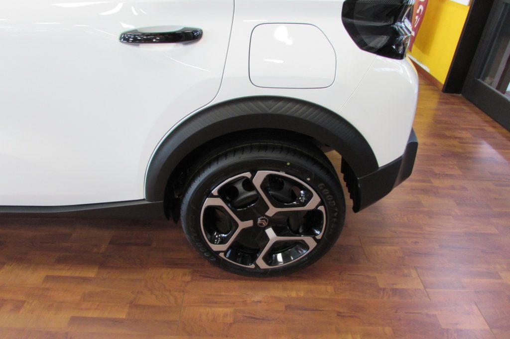 CITROEN C3 1.2 PureTech 100 S&S Plus KMZERO - 5