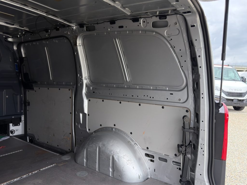 MERCEDES-BENZ Vito 114DCI LONG - 17