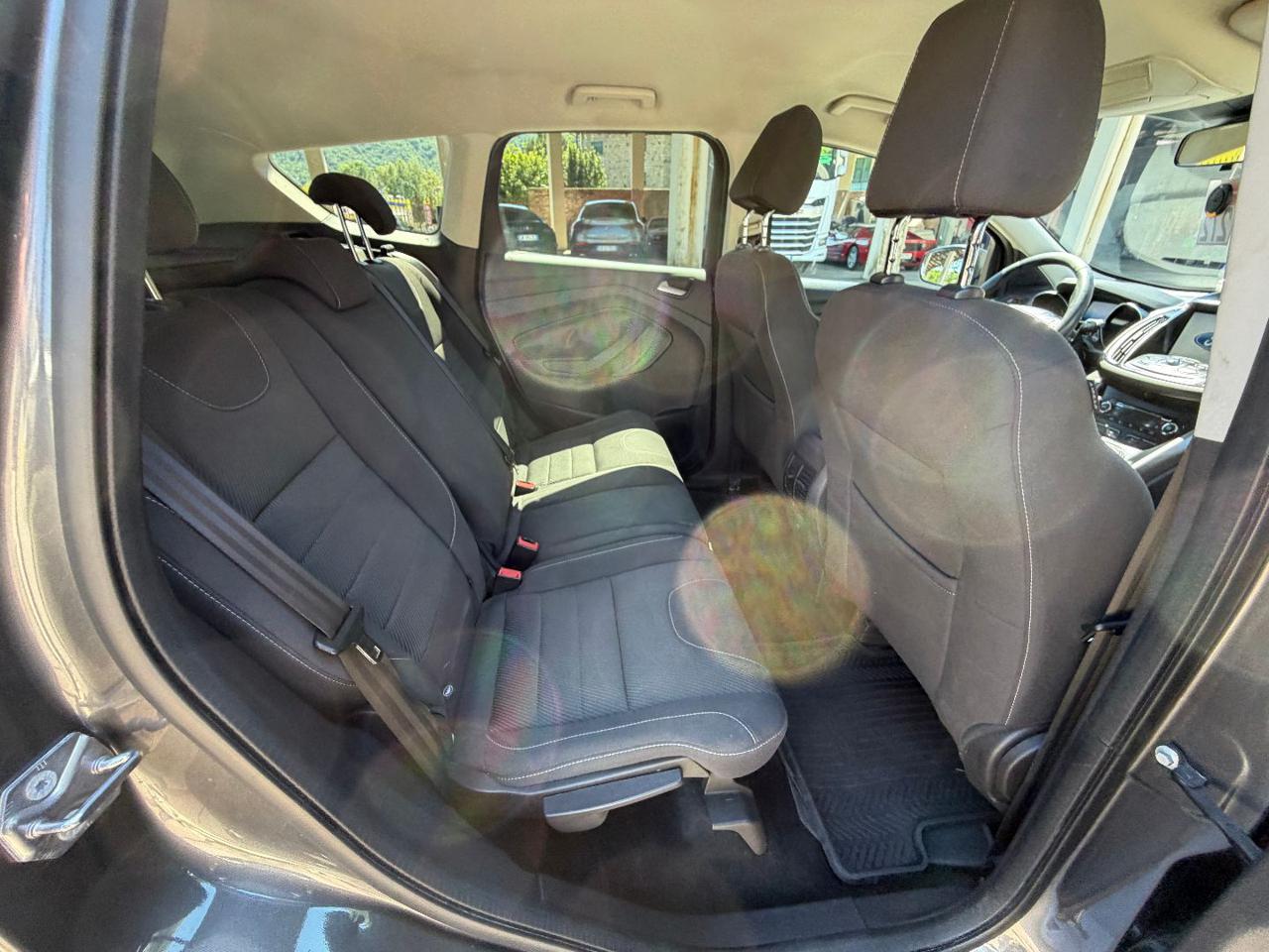 FORD Kuga 2.0 TDCI 120 CV S&S 2WD Business - 11