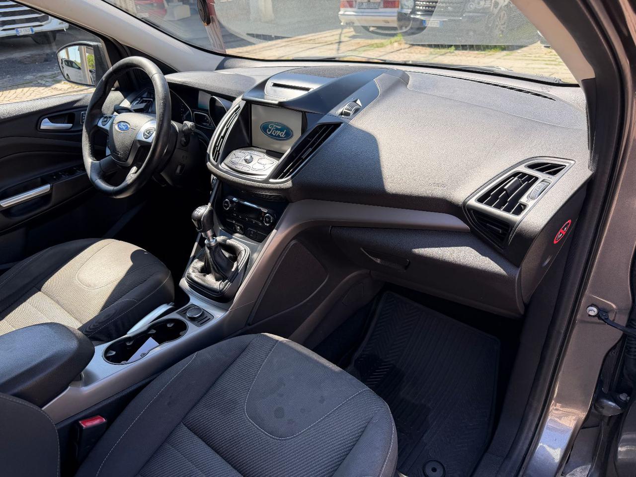 FORD Kuga 2.0 TDCI 120 CV S&S 2WD Business - 10