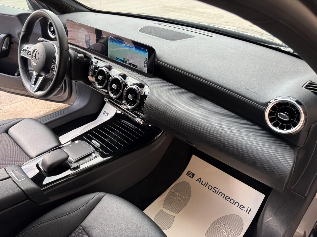 MERCEDES-BENZ A 180 d Automatic Business Extra - 14