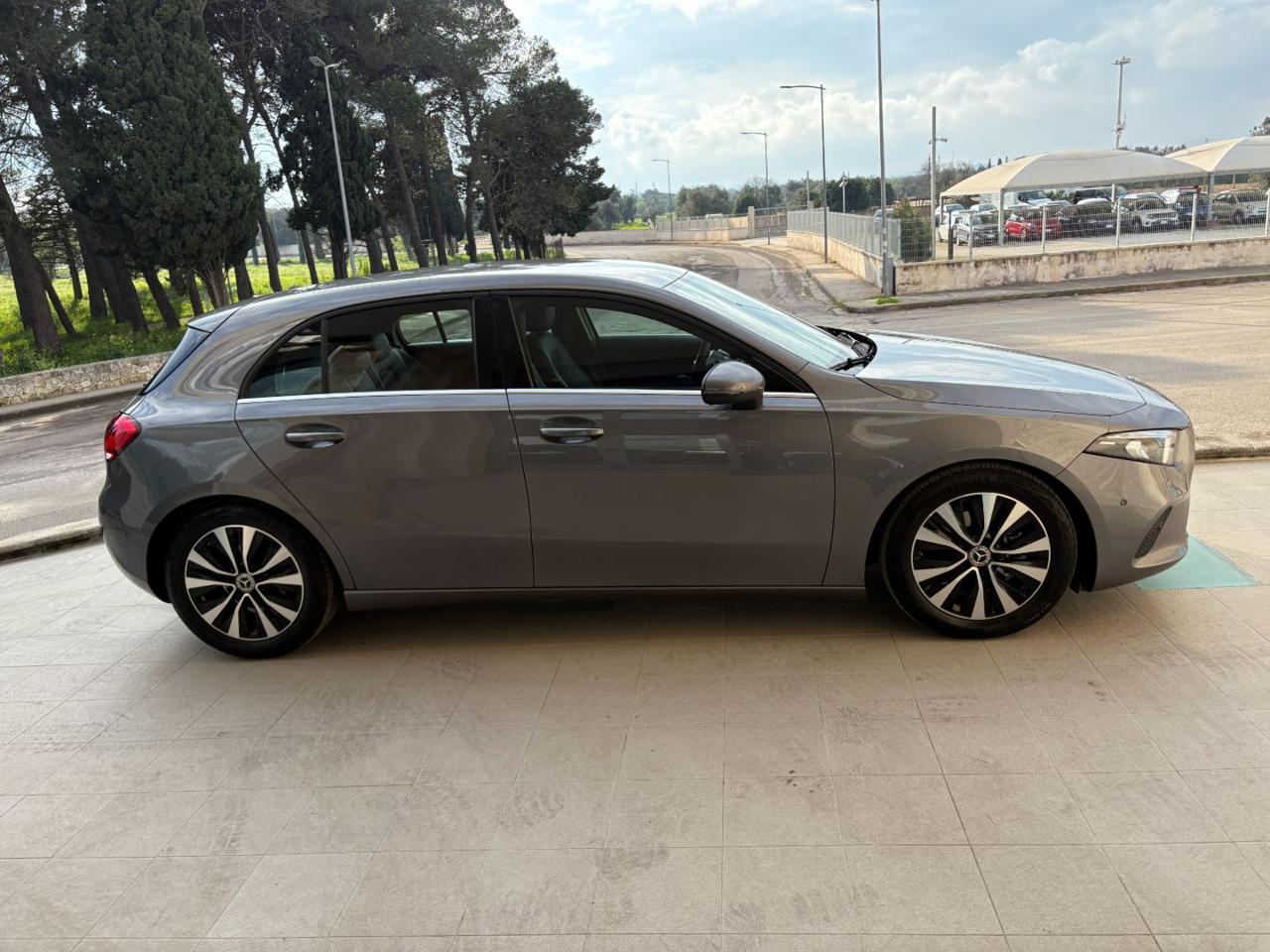 MERCEDES-BENZ A 180 d Automatic Business Extra - 4