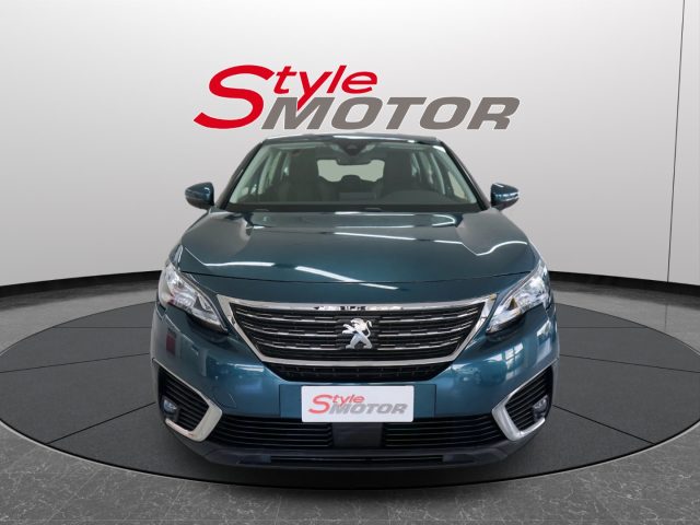 PEUGEOT 5008 usata - Style Motor