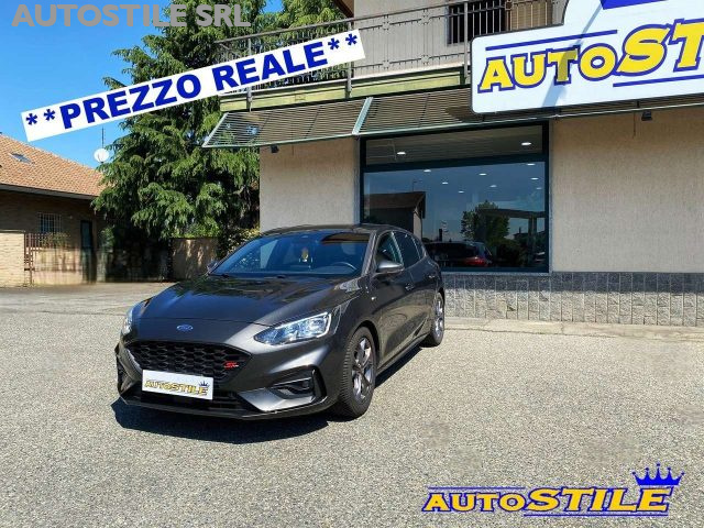FORD Focus Grigio metallizzato