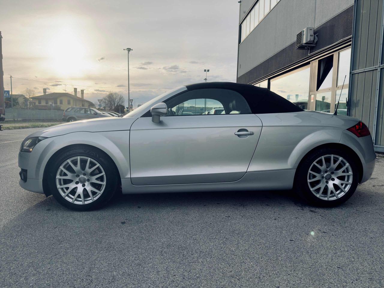 Clicca per ingrandire TT - Roadster 2.0 TFSI
