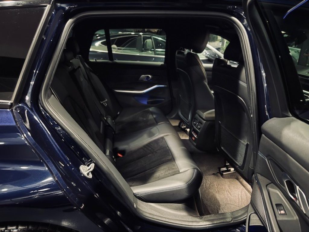 Clicca per ingrandire 330 - d 48V xDrive Touring Msport+Black Edition