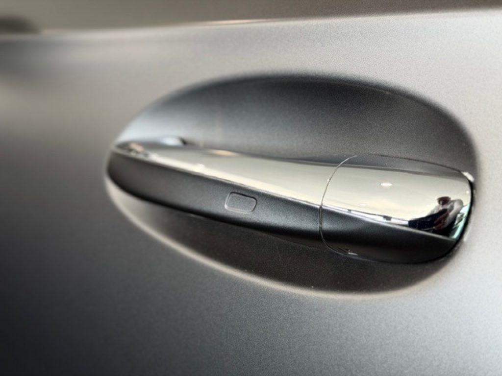 Clicca per ingrandire A 200 - Premium Plus AMG TETTO APRIBILE/DESIGNO