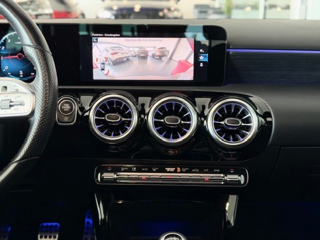 Clicca per ingrandire A 200 - Premium Plus AMG TETTO APRIBILE/DESIGNO