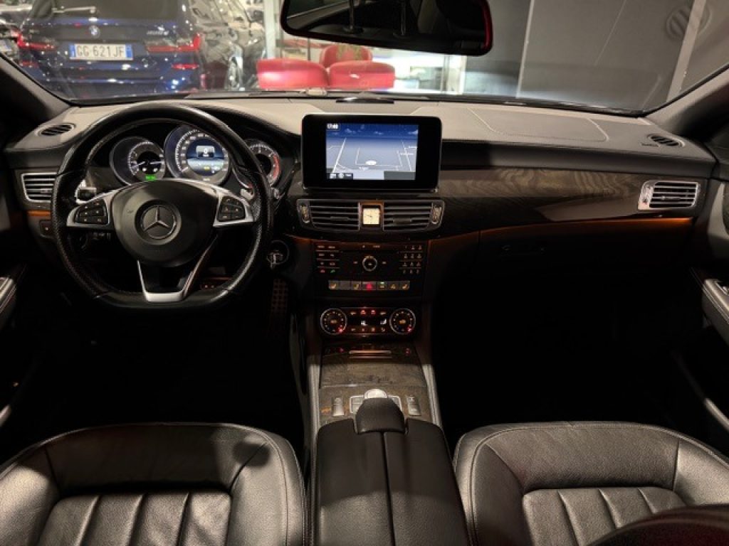 Clicca per ingrandire CLS 350 - d 252CV BlueTEC 4Matic Premium Plus AMG