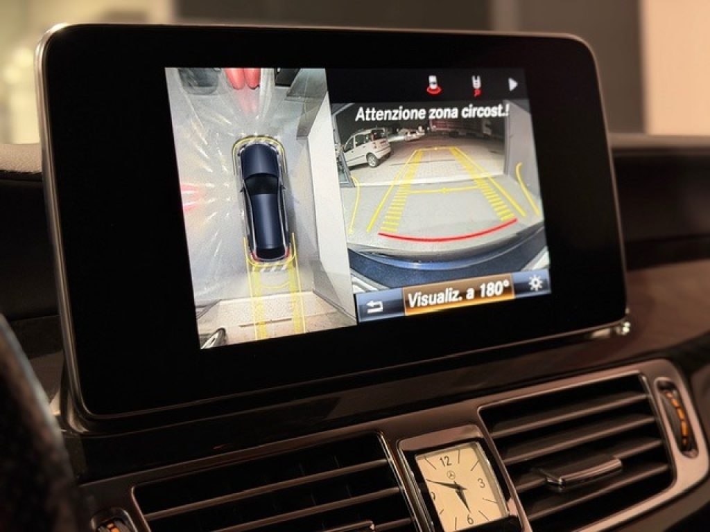 Clicca per ingrandire CLS 350 - d 252CV BlueTEC 4Matic Premium Plus AMG