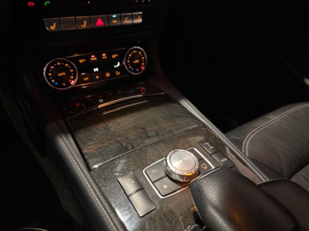 Clicca per ingrandire CLS 350 - d 252CV BlueTEC 4Matic Premium Plus AMG