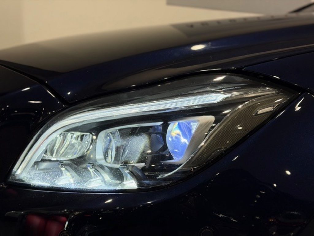 Clicca per ingrandire CLS 350 - d 252CV BlueTEC 4Matic Premium Plus AMG