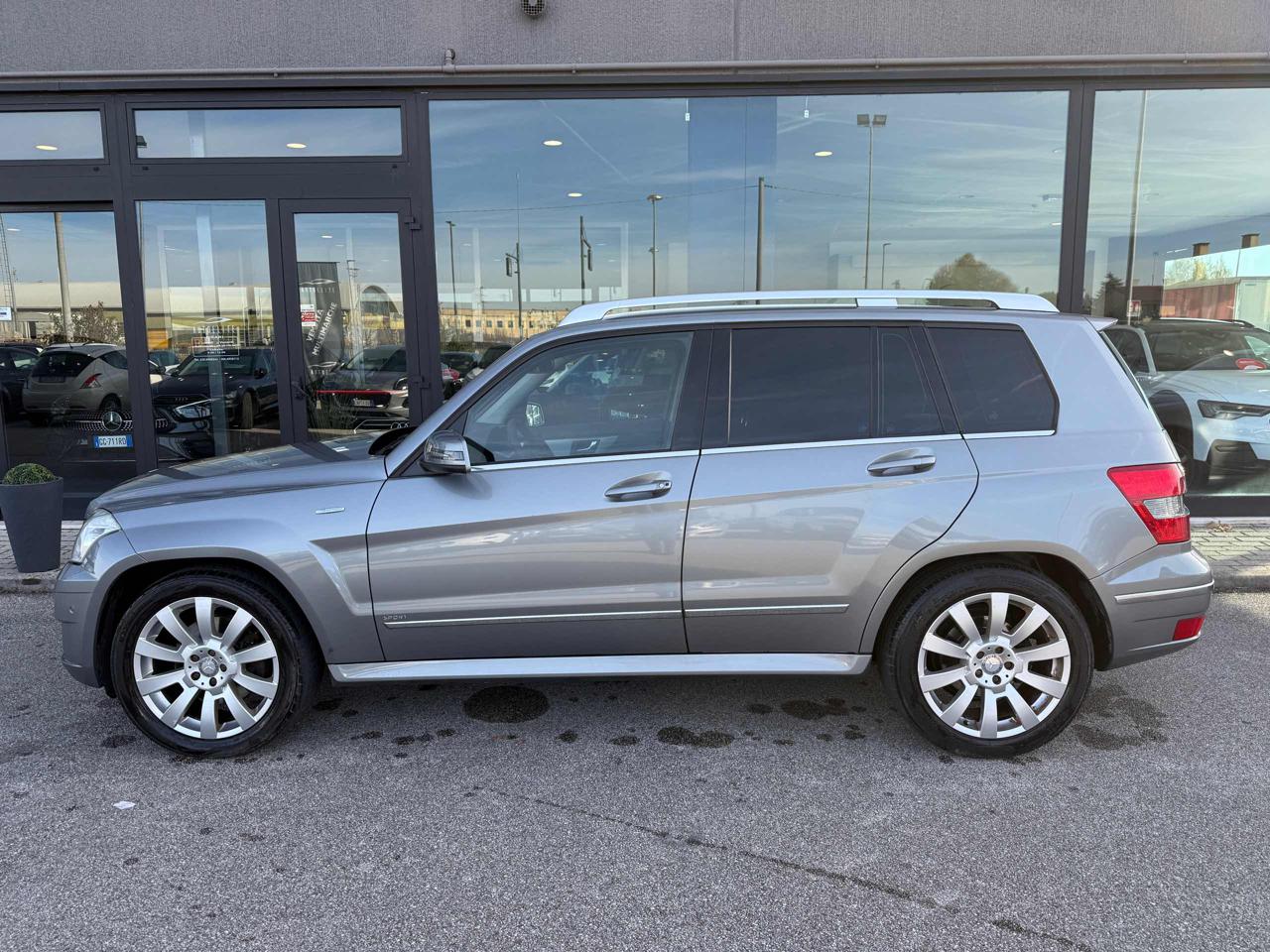 Clicca per ingrandire GLK 220 - CDI 4Matic BlueEFFICIENCY Sport