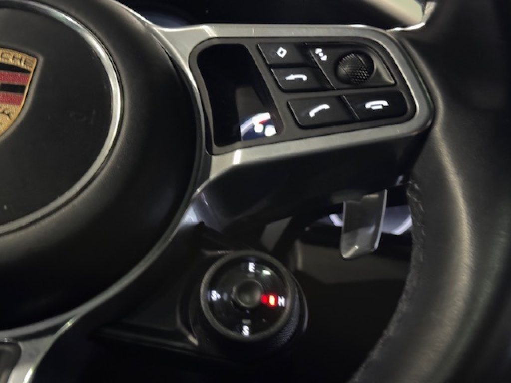 Clicca per ingrandire Cayenne - Coupé 3.0 V6 Hybrid EDITION BLACK