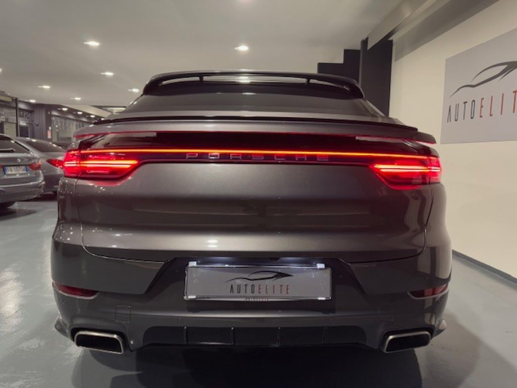 Clicca per ingrandire Cayenne - Coupé 3.0 V6 Hybrid EDITION BLACK
