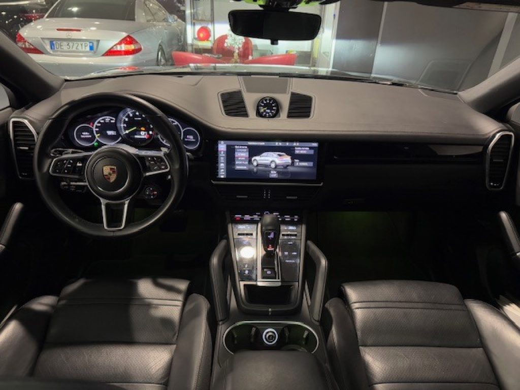 Clicca per ingrandire Cayenne - Coupé 3.0 V6 Hybrid EDITION BLACK