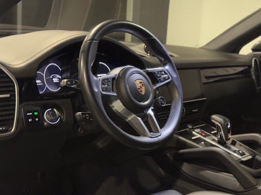 Clicca per ingrandire Cayenne - Coupé 3.0 V6 Hybrid EDITION BLACK