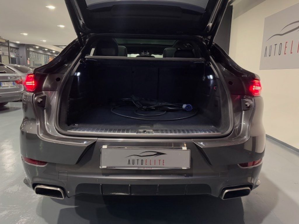 Clicca per ingrandire Cayenne - Coupé 3.0 V6 Hybrid EDITION BLACK