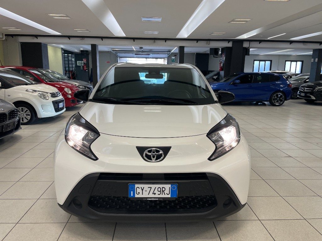 TOYOTA Aygo X 1.0 VVT-i 72 CV 5 porte Active - 6