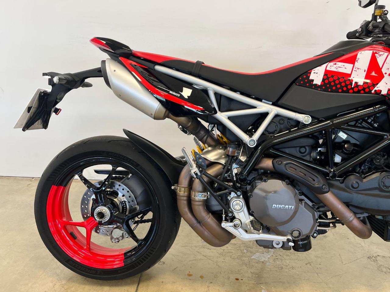 DUCATI Hypermotard 950 RVE CONCEPT - 6