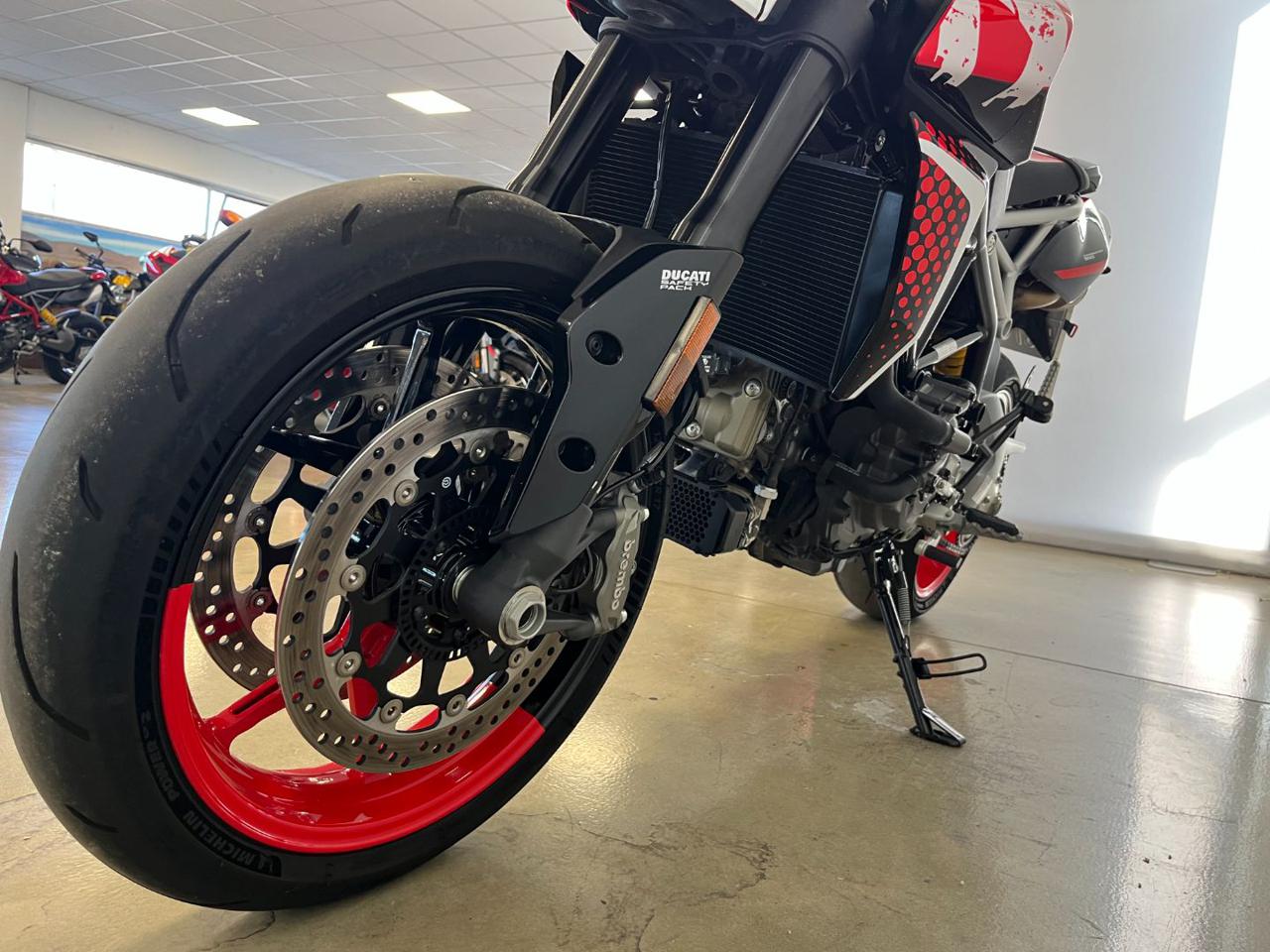 DUCATI Hypermotard 950 RVE CONCEPT - 3