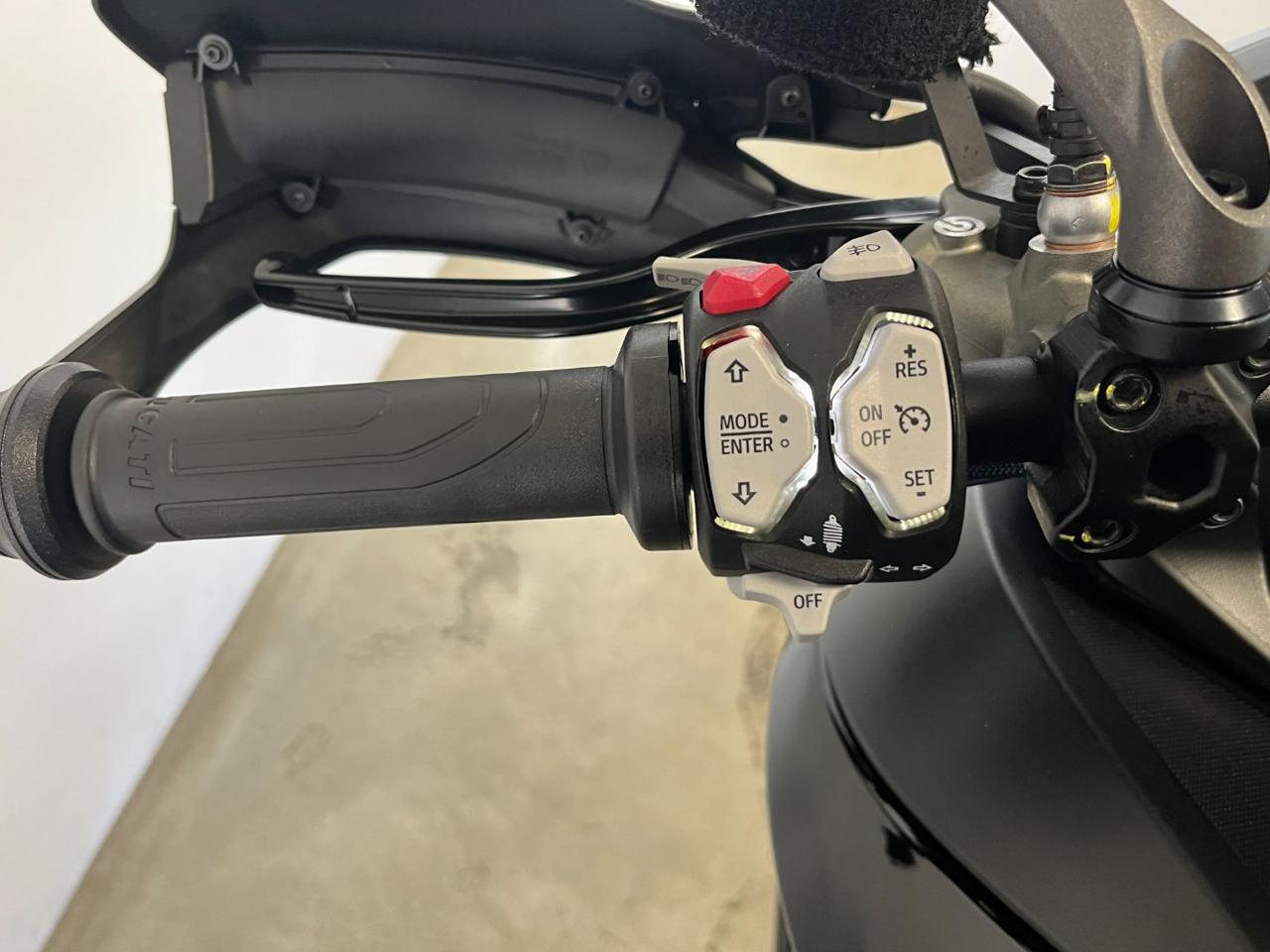 DUCATI Multistrada 950 V2 S THRILLING BLACK STREET - 13