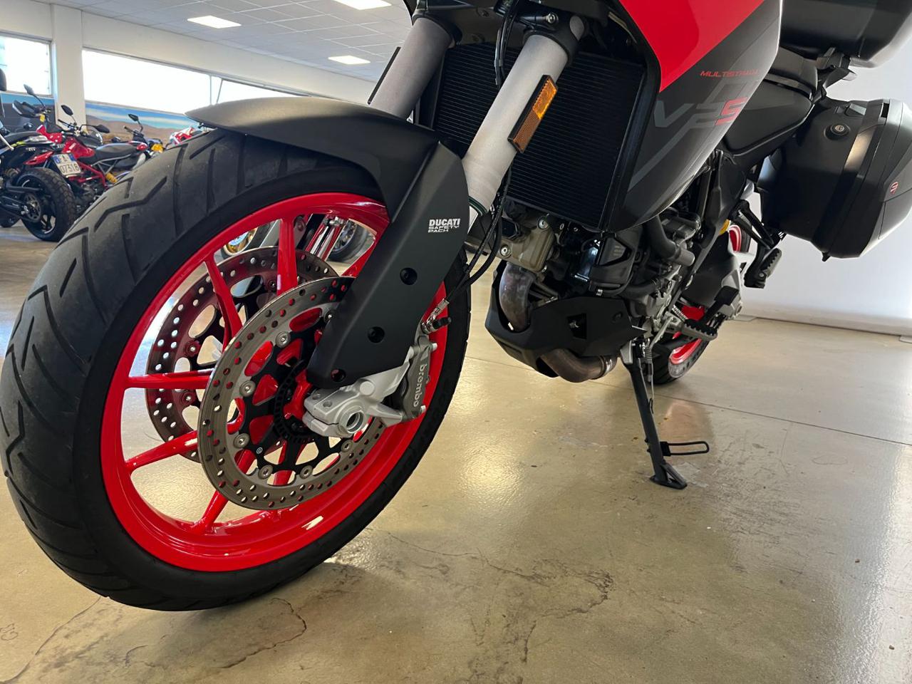 DUCATI Multistrada 950 V2 S THRILLING BLACK STREET - 3